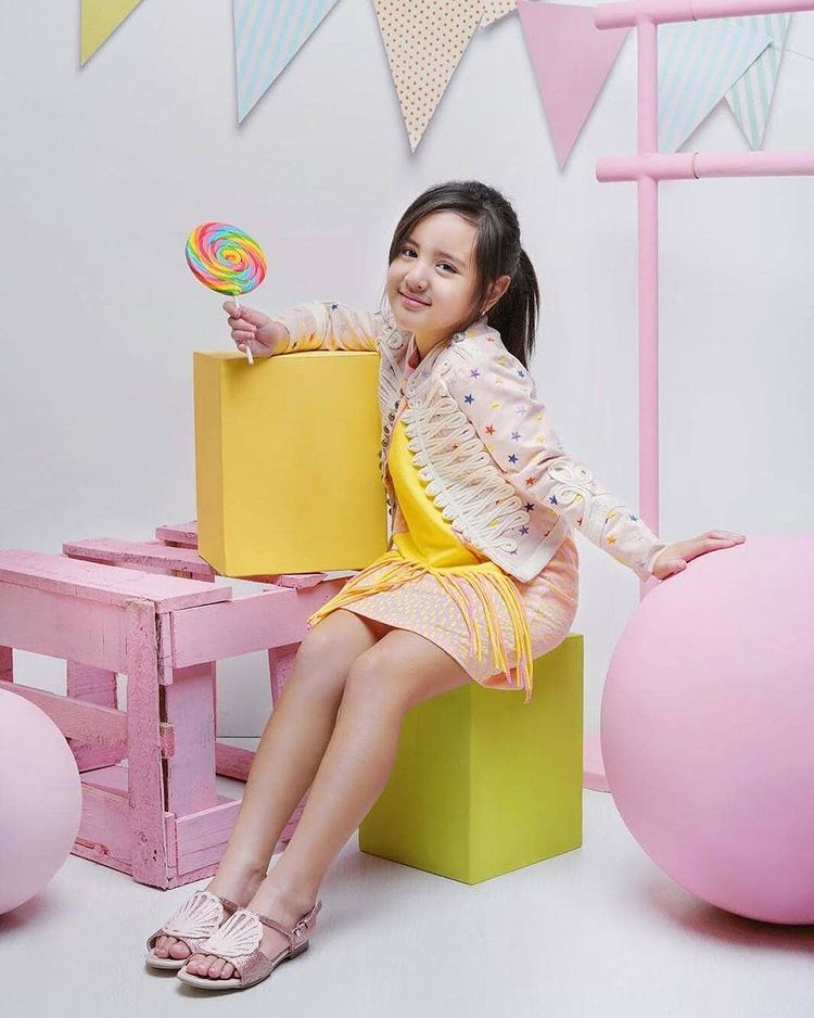 Mikhayla Bakrie pesona cewek mahal © berbagai sumber