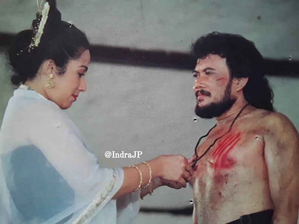 potret lawas kekasih rhoma irama di film nada-nada rindu © berbagai sumber