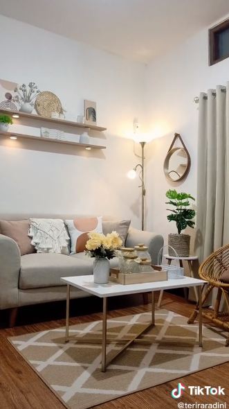 Makeover rumah berantakan jadi estetik © 2023 brilio.net Makeover rumah berantakan jadi estetik © 2023 brilio.net