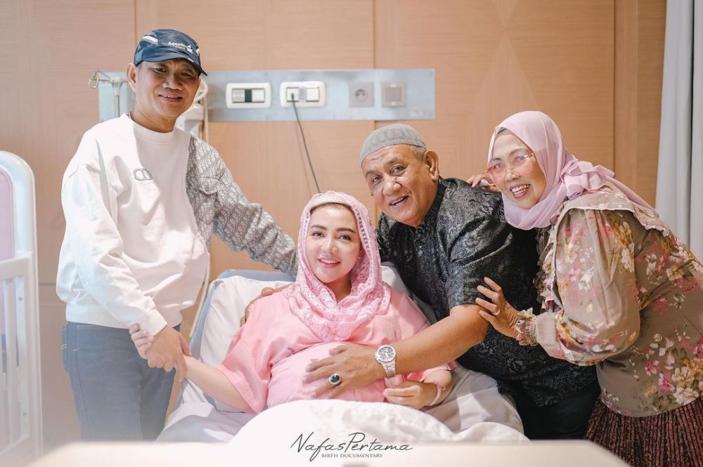 momen bella shofie melahirkan anak kedua © instagram