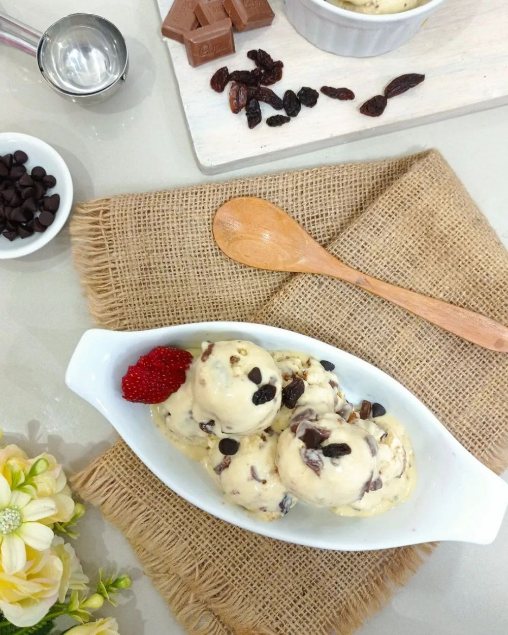 15 Cara membuat es krim vanilla sederhana, murah, enak, dan jadi favorit anak-anak