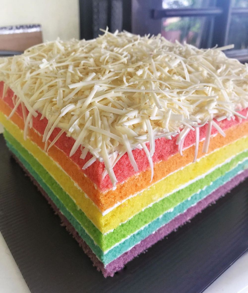 13 Resep bolu pelangi yang lembut, enak, empuk, dan mengembang sempurna