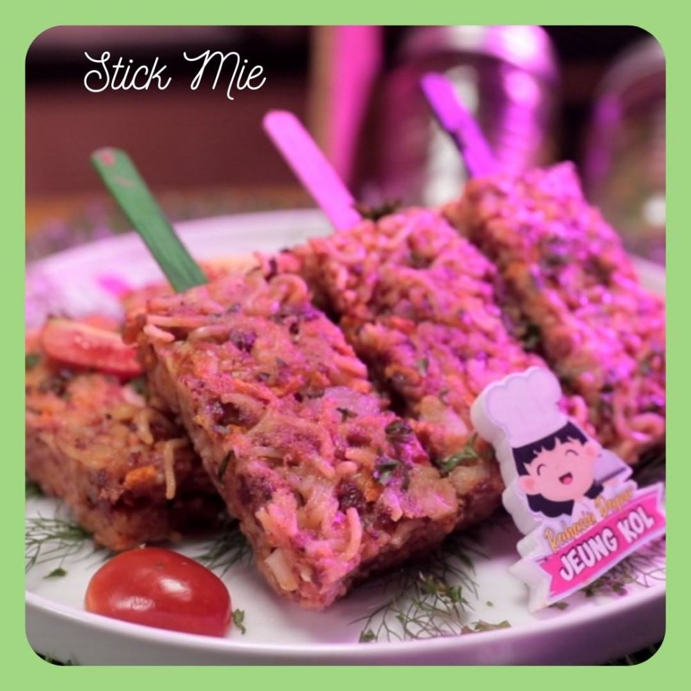 15 Resep olahan mie instan yang cocok dijadikan camilan di rumah, enak, praktis, dan mudah dibuat