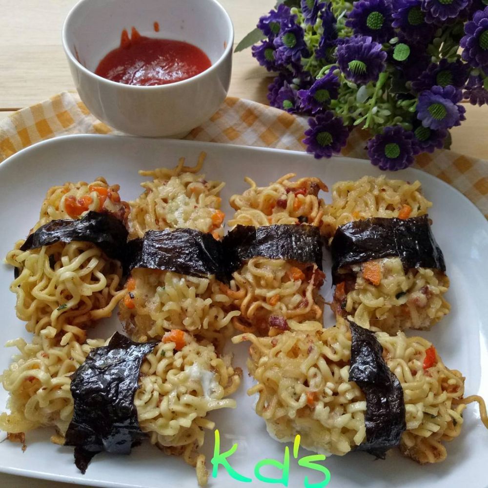 15 Resep olahan mie instan yang cocok dijadikan camilan di rumah, enak, praktis, dan mudah dibuat