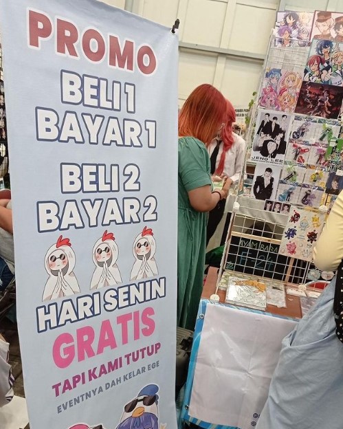 momen lucu orang jualan © berbagai sumber