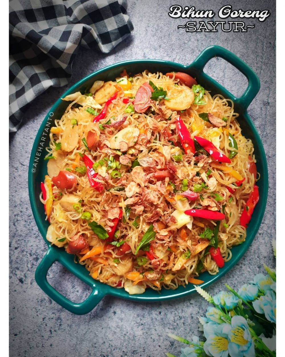 11 Resep olahan bihun goreng pedas, lezat dan menggugah selera