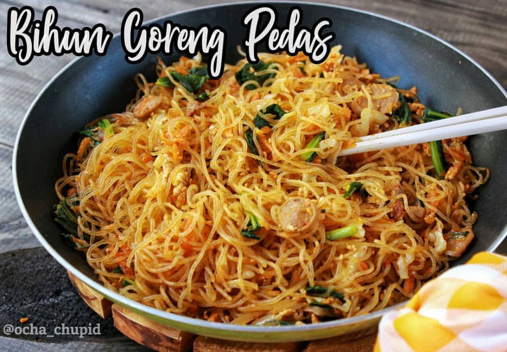 11 Resep olahan bihun goreng pedas, lezat dan menggugah selera