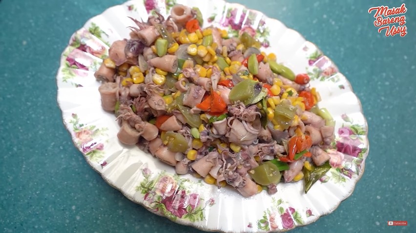 10 Inspirasi masakan serba pedas ala Ussy Sulistiawaty ini nikmat dan bumbunya nendang