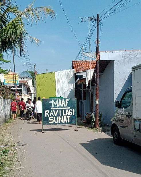 benda di depan rumah mikir keras © berbagai sumber