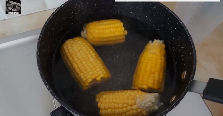 Pakai 2 bahan dapur, ini trik merebus jagung agar hasilnya manis dan tidak kecut saat sudah dingin