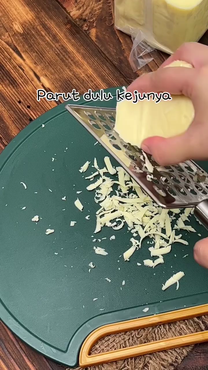 Cara jitu menyimpan keju mozarella agar tidak mudah jamuran