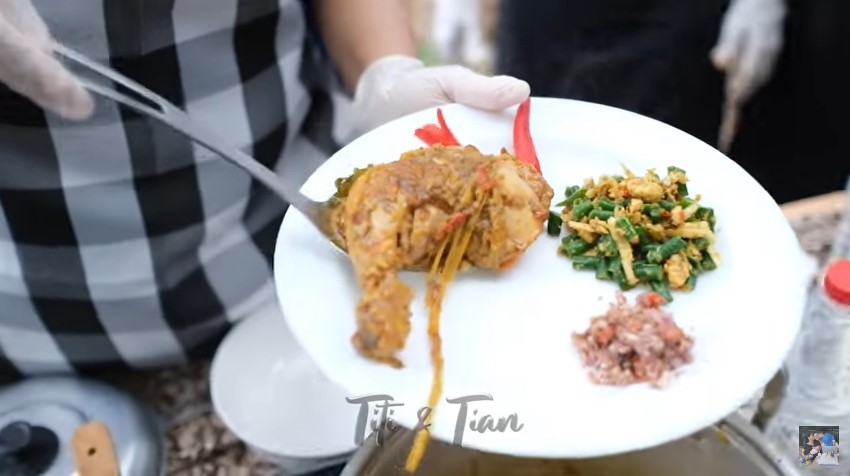 11 Masakan berbahan ayam ala Titi Kamal ini praktis dan menggugah selera