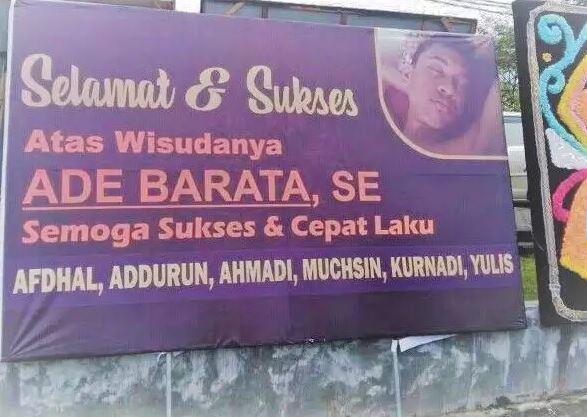 tulisan lucu di spanduk ucapan selamat Berbagai sumber