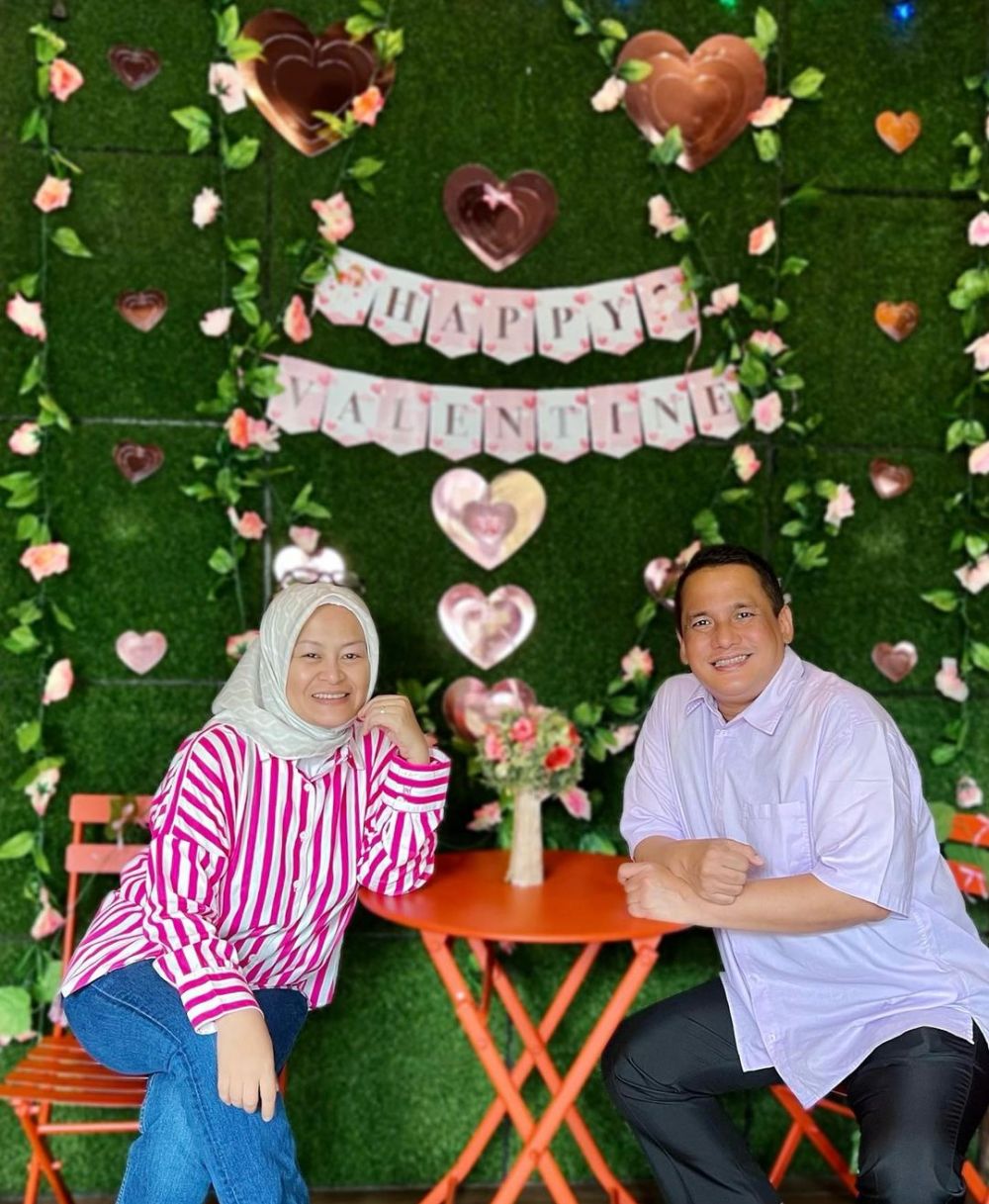 11 Potret kemesraan Candy Satrio dan istri © 2023 brilio.net 11 Potret kemesraan Candy Satrio dan istri © 2023 brilio.net