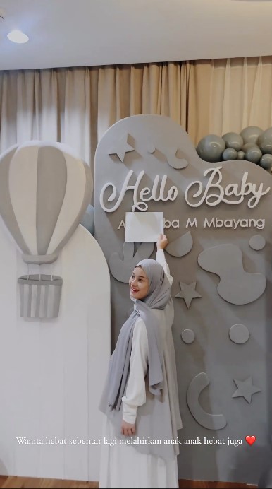 persalinan anak kedua Dinda Hauw © Instagram persalinan anak kedua Dinda Hauw © Instagram