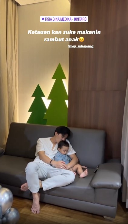 persalinan anak kedua Dinda Hauw © Instagram persalinan anak kedua Dinda Hauw © Instagram