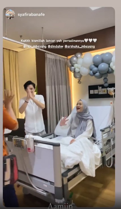 persalinan anak kedua Dinda Hauw © Instagram persalinan anak kedua Dinda Hauw © Instagram