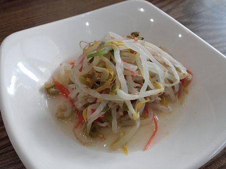 Manfaat tauge untuk wanita © 2023 brilio.net