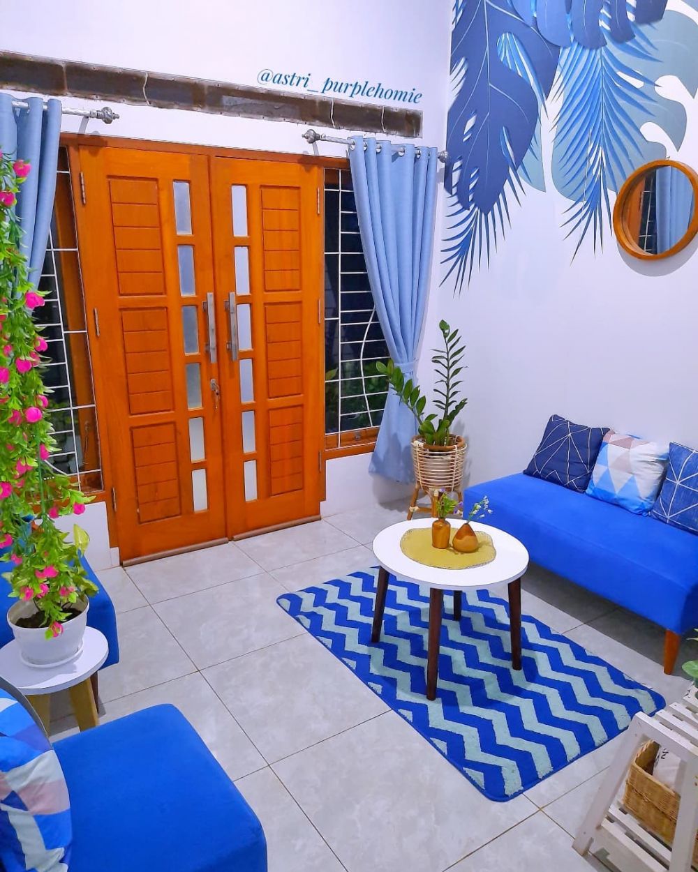 rumah serba ungu tengah sawah © Instagram rumah serba ungu tengah sawah © Instagram