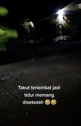 Siswa ntt nginap di sekolah masuk jam 5 pagi TikTok Siswa ntt nginap di sekolah masuk jam 5 pagi TikTok