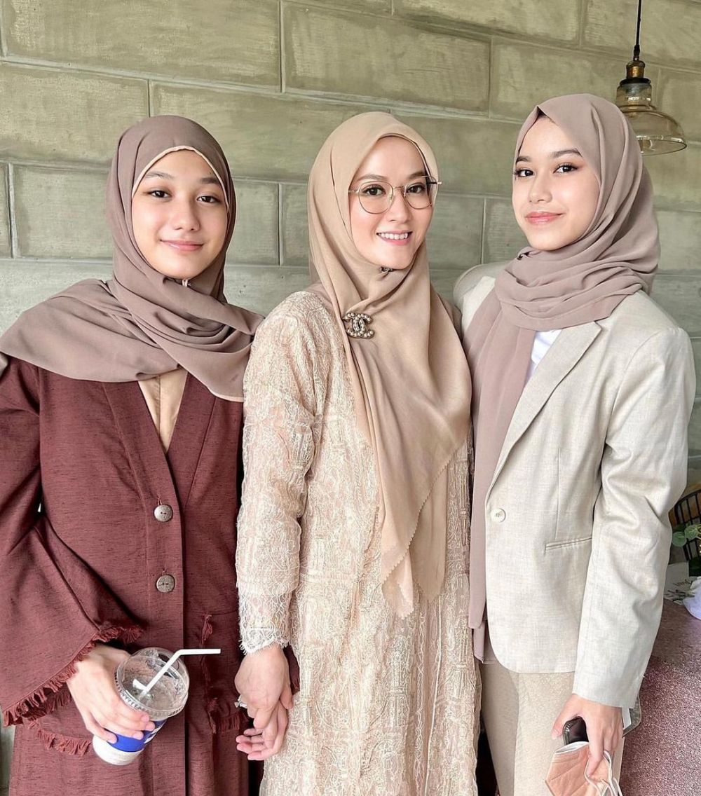 vina sahabat jun di jin dan jun © berbagai sumber