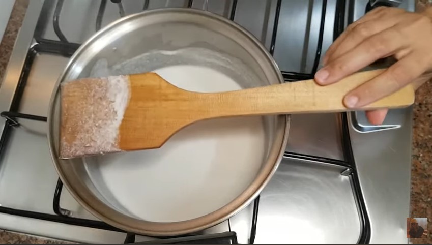 Tanpa masuk freezer, ini trik menyimpan santan agar awet dan tak berubah rasa hingga 3 minggu