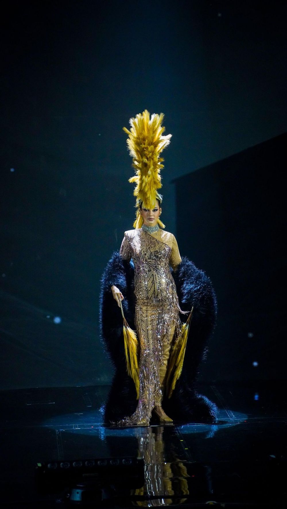 Paula balik catwalk usai vakum © Instagram