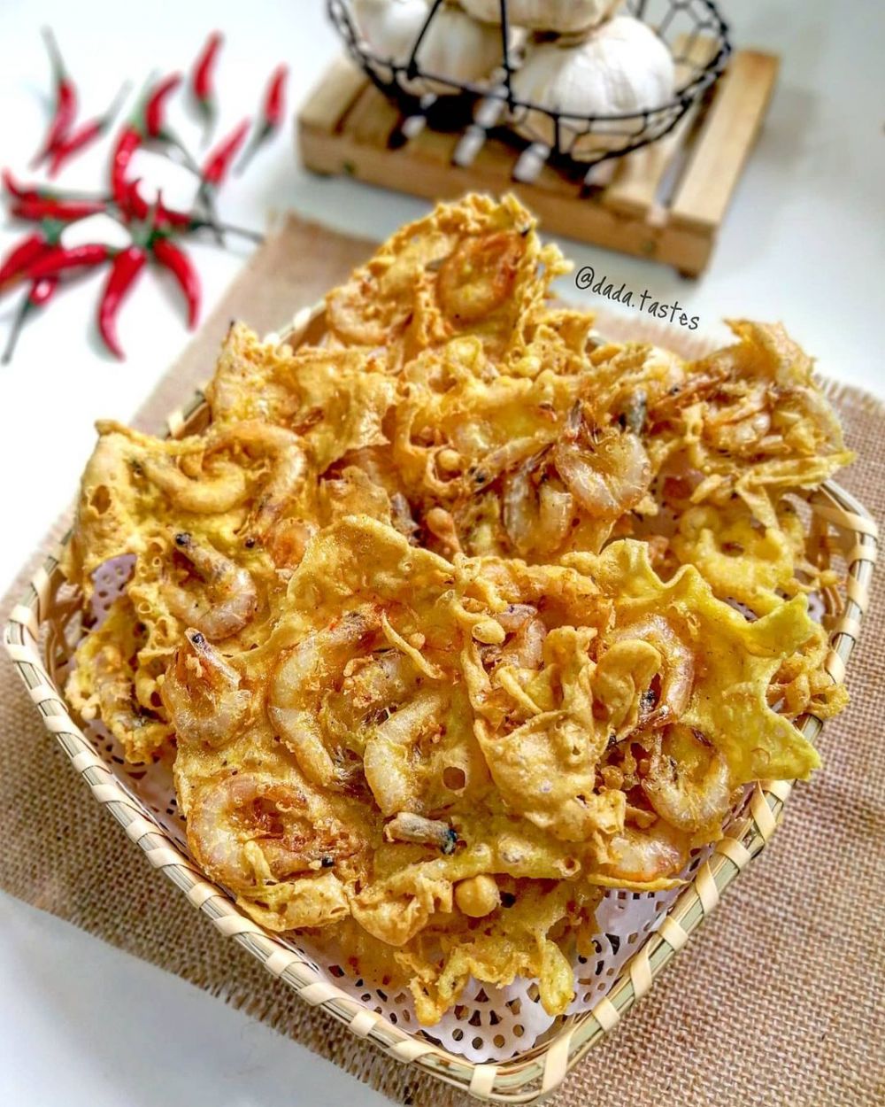 12 Resep peyek udang renyah, gurih, enak, dan mudah dipraktikkan