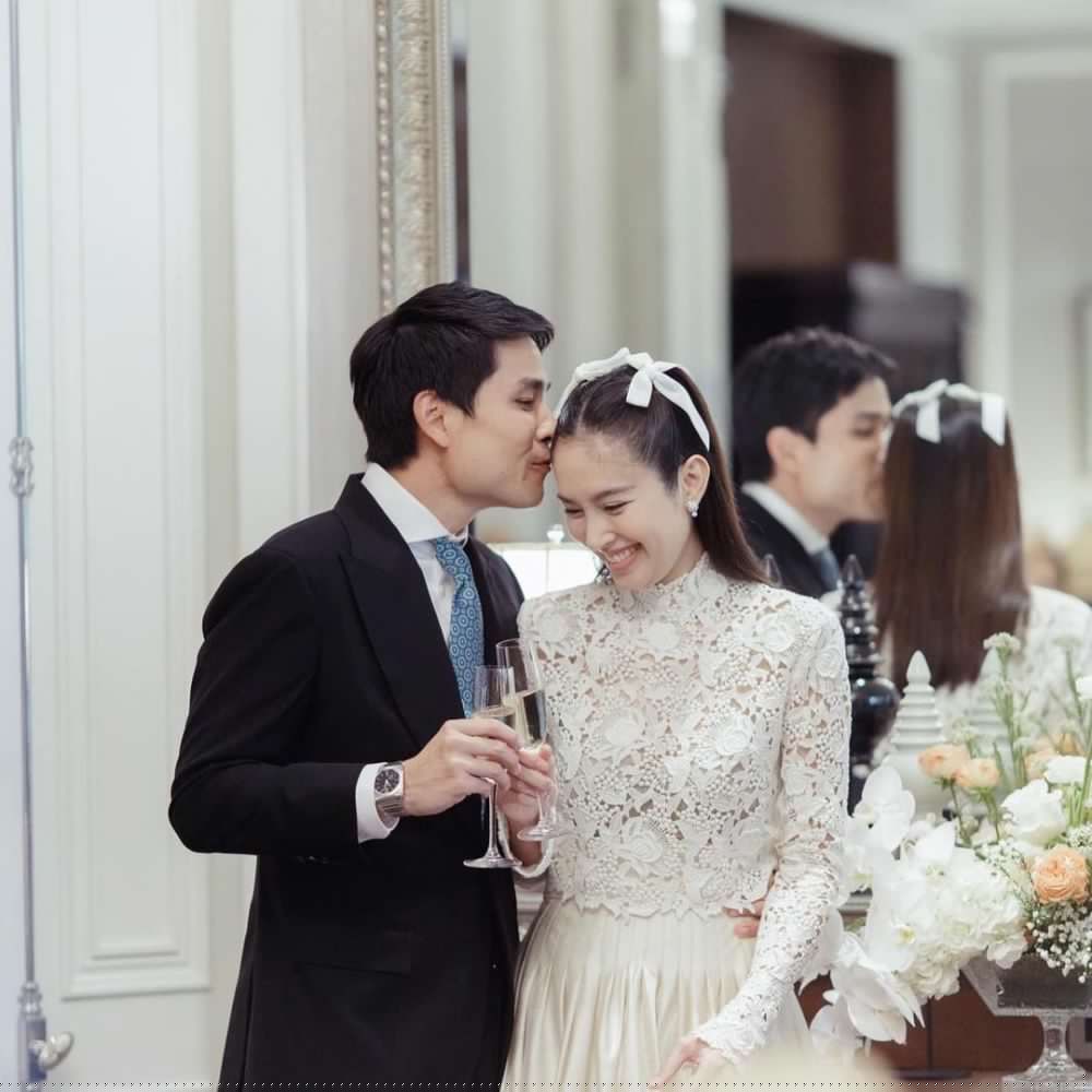 Nong Poy resmi menikahi crazy rich Thailand © 2023 brilio.net Nong Poy resmi menikahi crazy rich Thailand © 2023 brilio.net