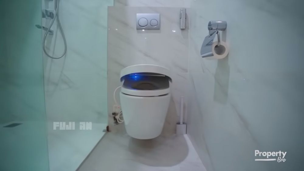 rumah baru Fuji Rp 12 miliar © berbagai sumber