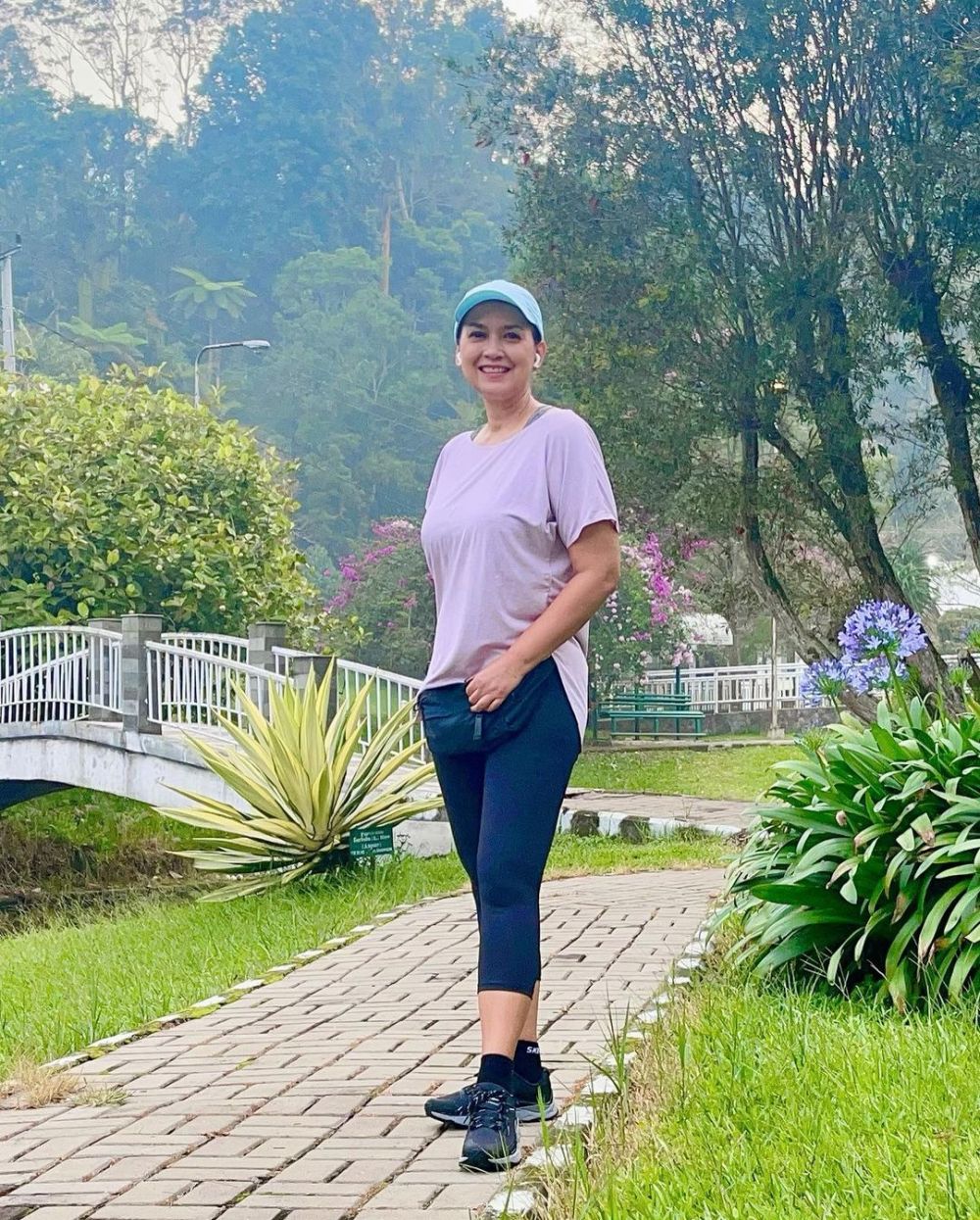 Ira Wibowo lawan main Nike Ardilla di film Kasmaran © 2023 brilio.net Ira Wibowo lawan main Nike Ardilla di film Kasmaran © 2023 brilio.net