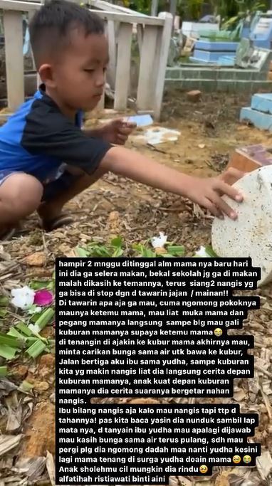Momen pilu bocah sedih di depan makam bikin nyesek Berbagai sumber