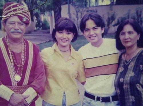 Sepupu Jun fokus urus anak © Instagram Sepupu Jun fokus urus anak © Instagram