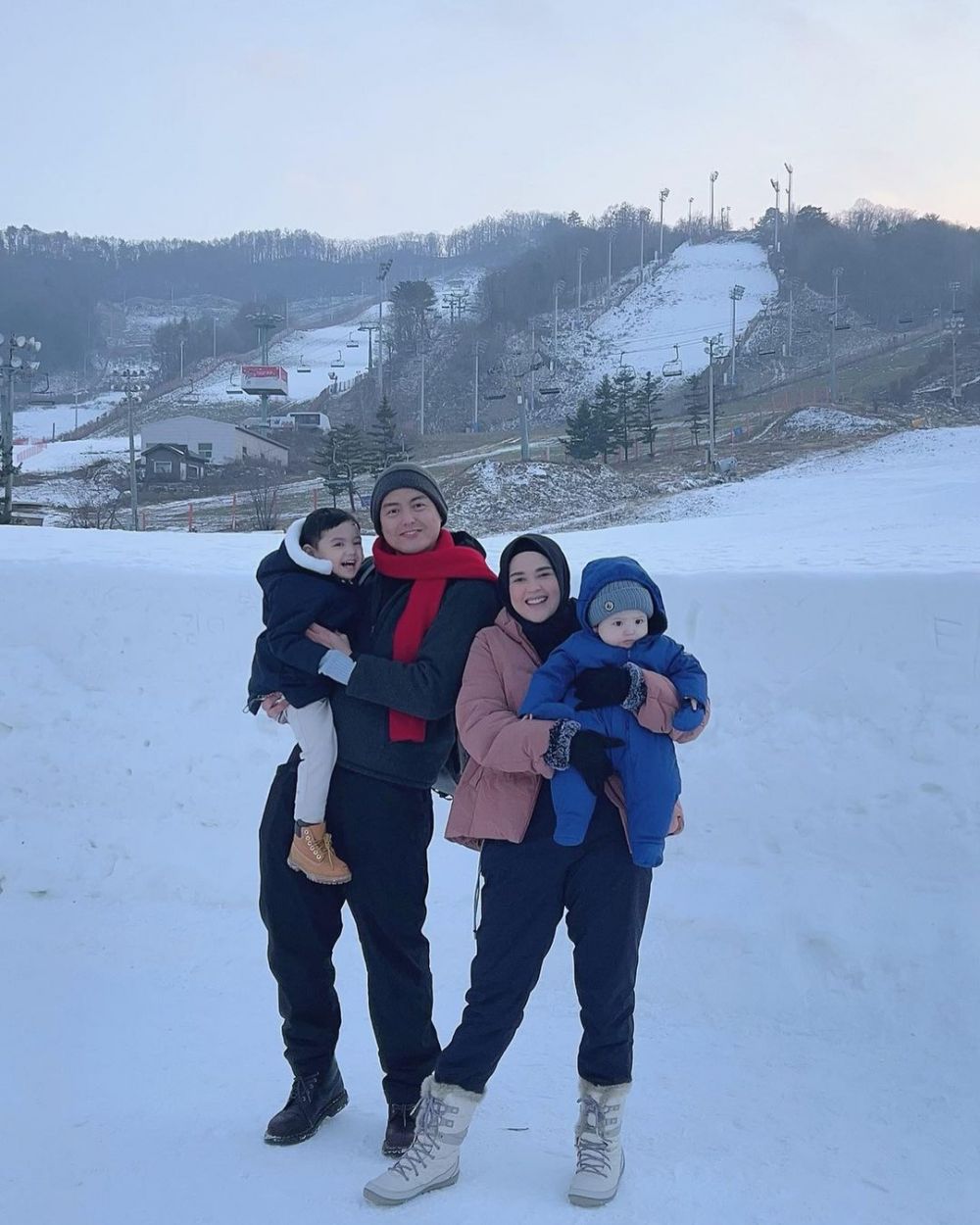 pemeran romi di sinetron jin dan jun © berbagai sumber pemeran romi di sinetron jin dan jun © berbagai sumber