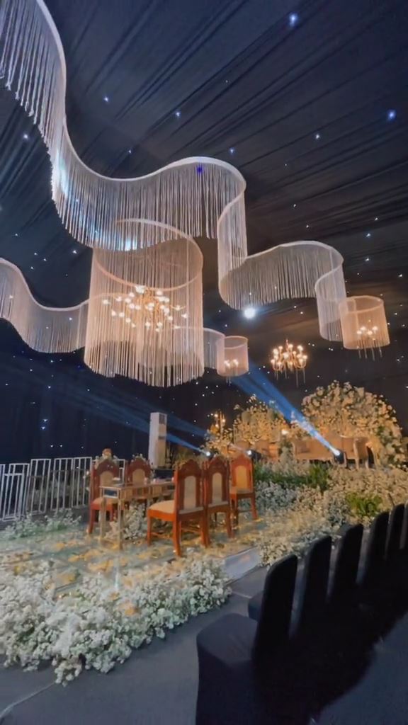 dekorasi gang sempit royal wedding © TikTok dekorasi gang sempit royal wedding © TikTok