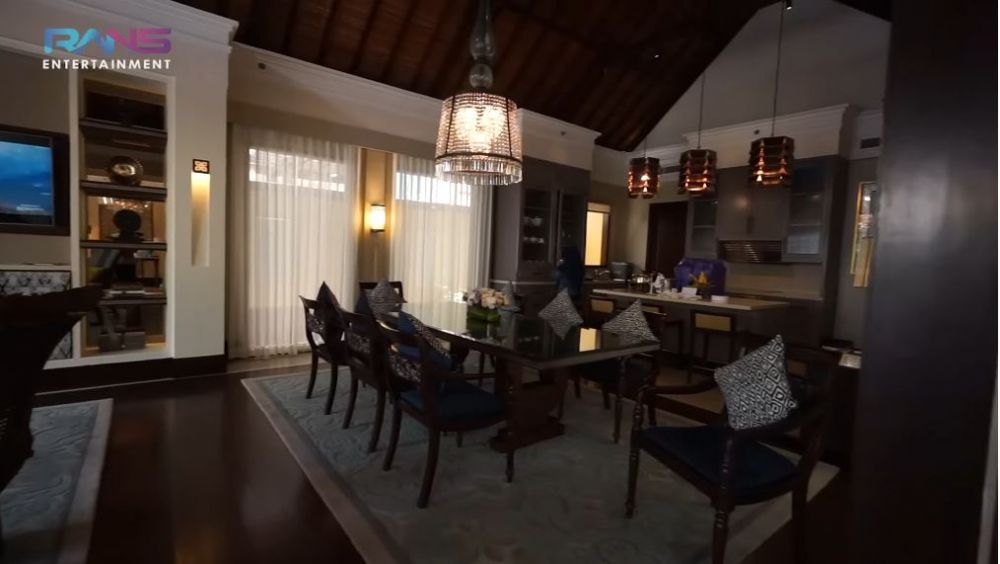 potret hotel disewa raffi ahmad © YouTube