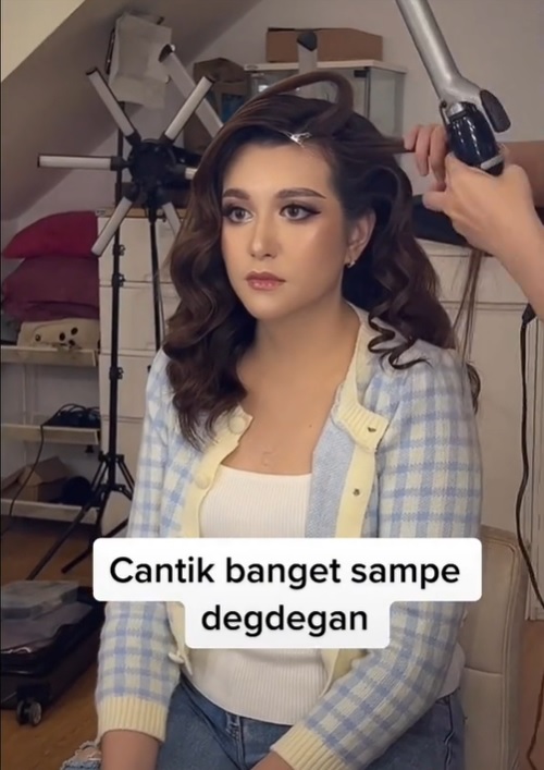 transformasi wanita dimakeup dipuji menawan © berbagai sumber transformasi wanita dimakeup dipuji menawan © berbagai sumber