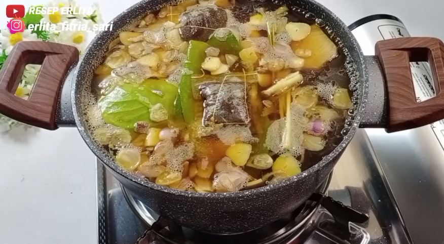 Trik bikin telur bacem yang enak, cokelat sempurna, dan hemat gas