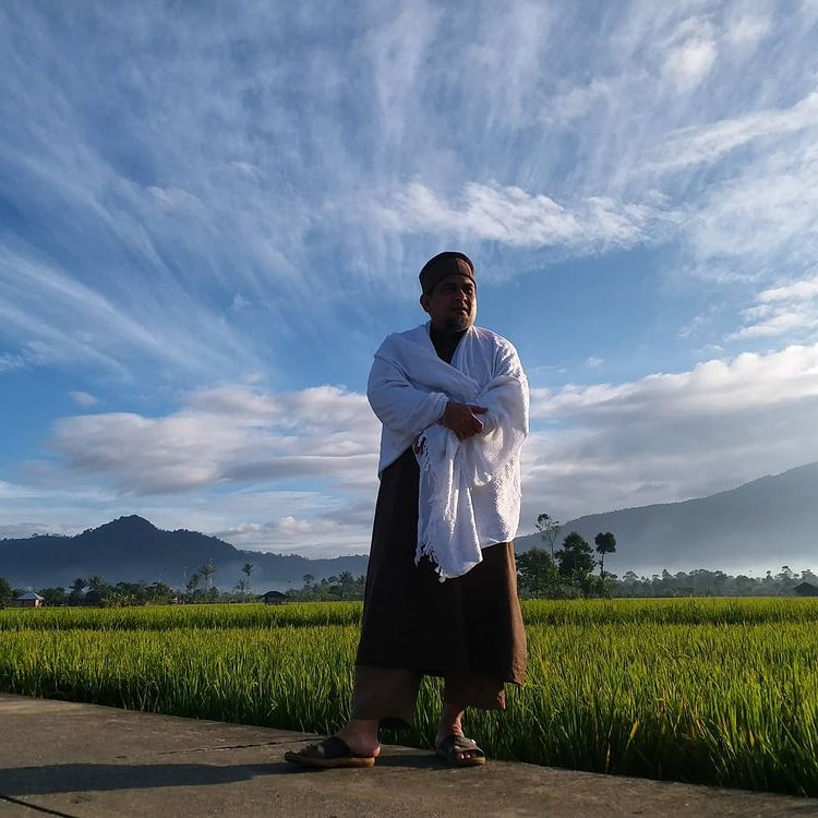 Tabah Penemuan dan Nike Ardilla © berbagai sumber Tabah Penemuan dan Nike Ardilla © berbagai sumber