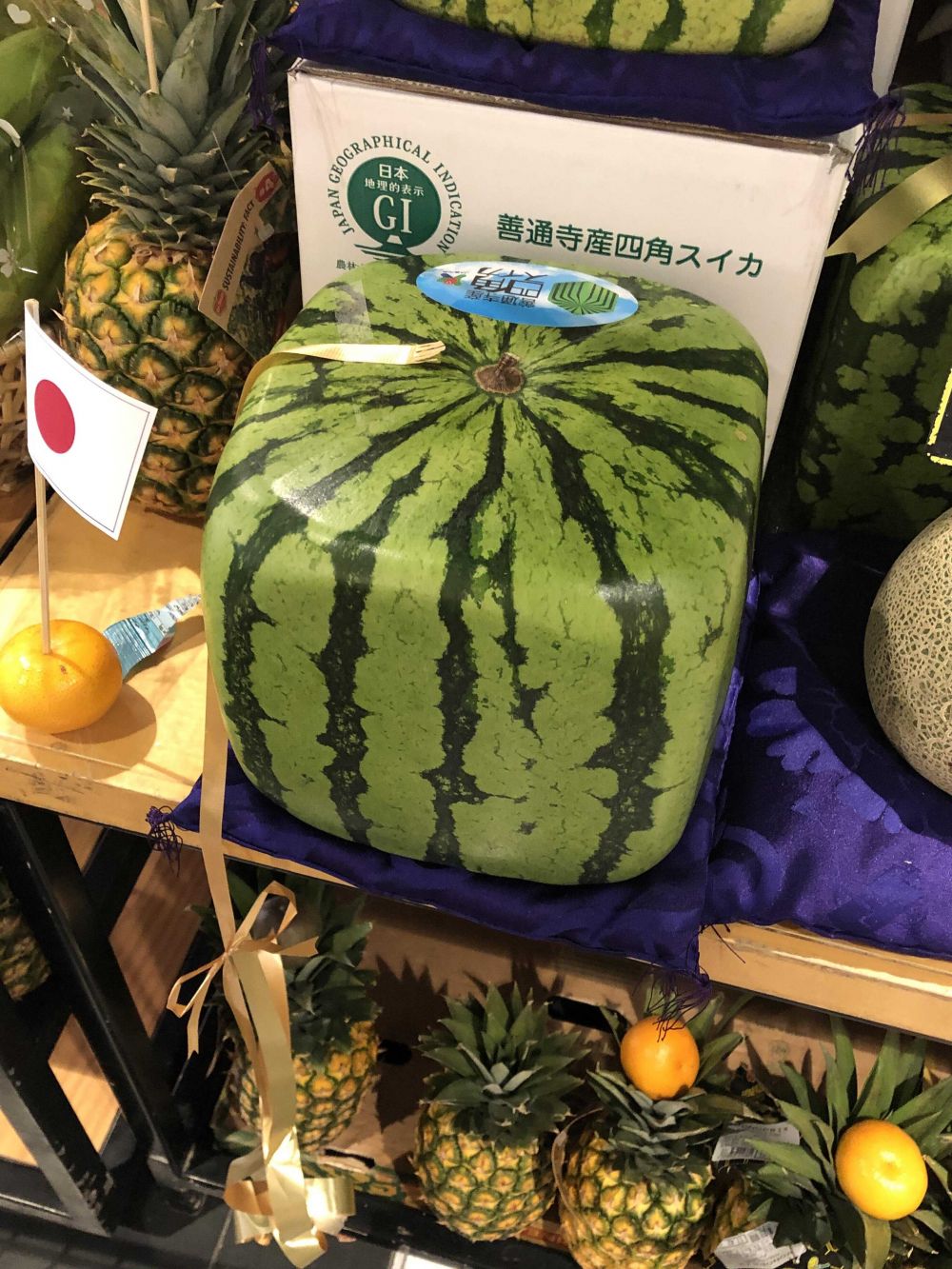 barang nggak biasa di supermarket © berbagai sumber barang nggak biasa di supermarket © berbagai sumber