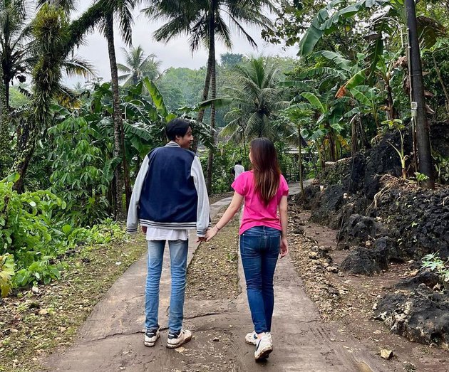 Potret mesra Keisha Alvaro dan Frislly Herlind © Instagram