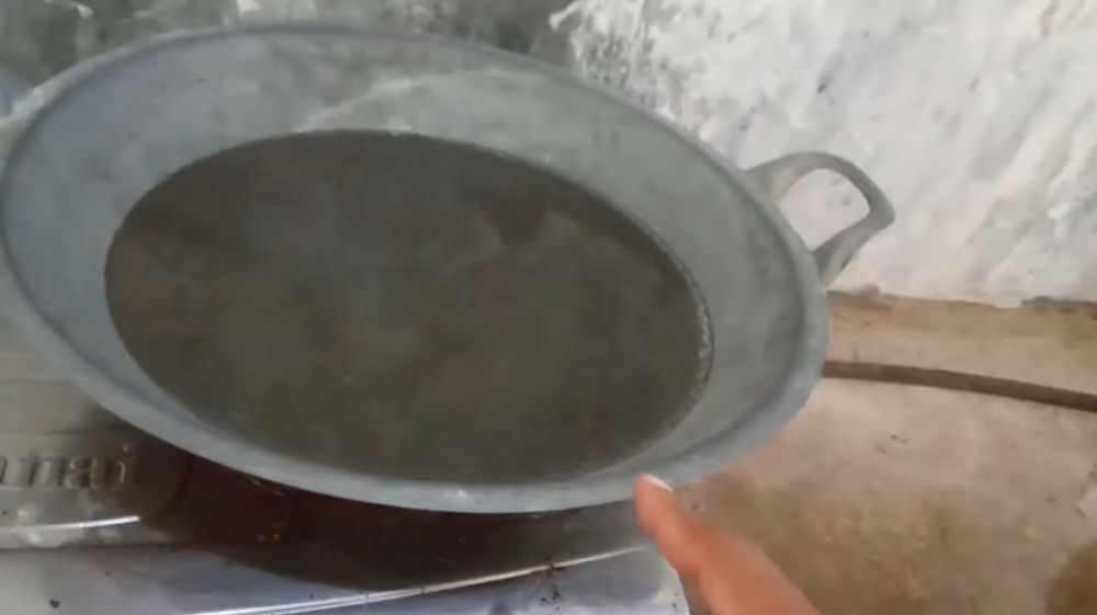 Jangan buru-buru dibuang, trik simpel mengatasi adonan bakso yang keasinan ini antigagal