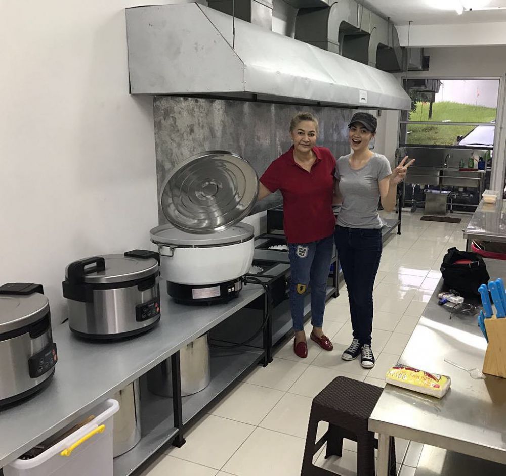 Potret keseharian Christy Jusung pemeran Sabrina di Lorong Waktu © 2023 brilio.net