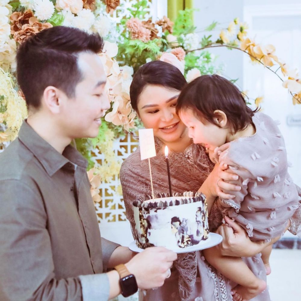 tasyakuran kehamilan kartika sary © instagram