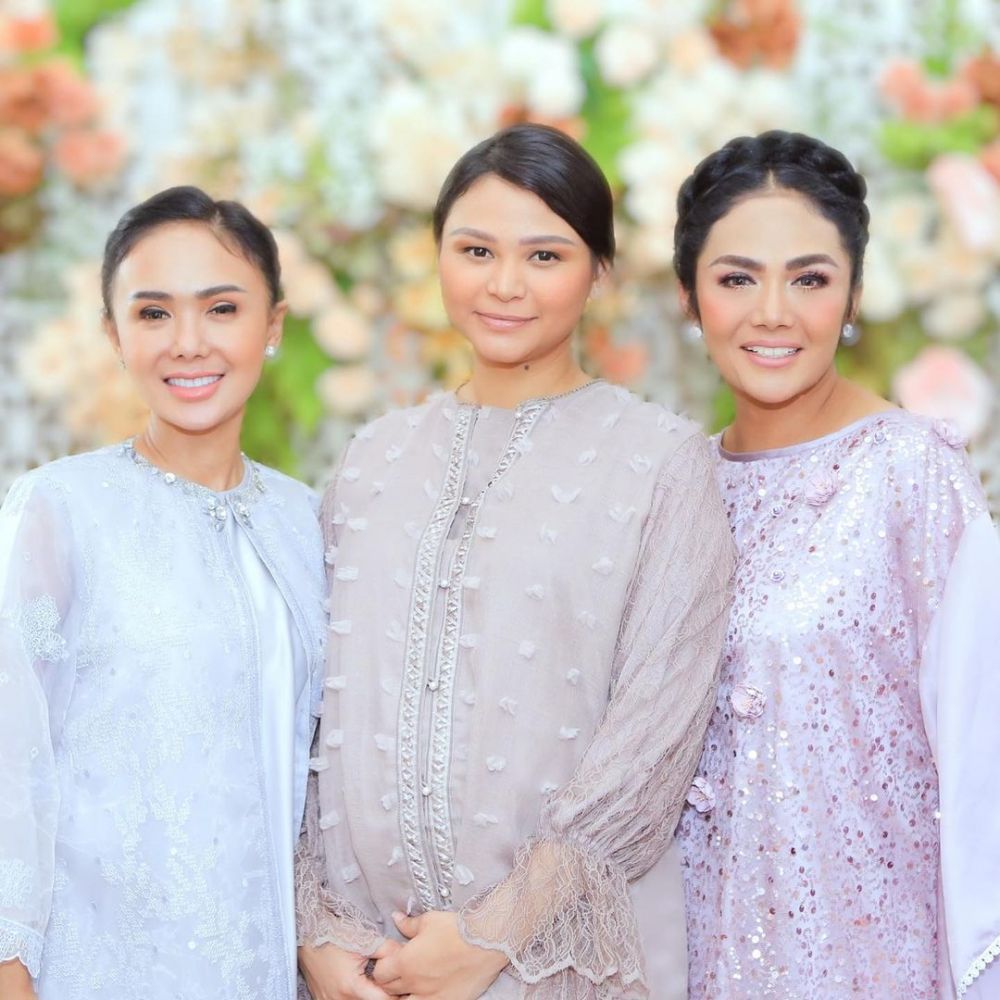 tasyakuran kehamilan kartika sary © instagram