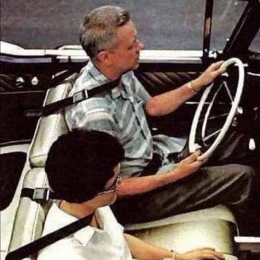 potret orang bawa kendaraan ini jadi bukti tiap orang punya talenta tersembunyi © berbagai sumber