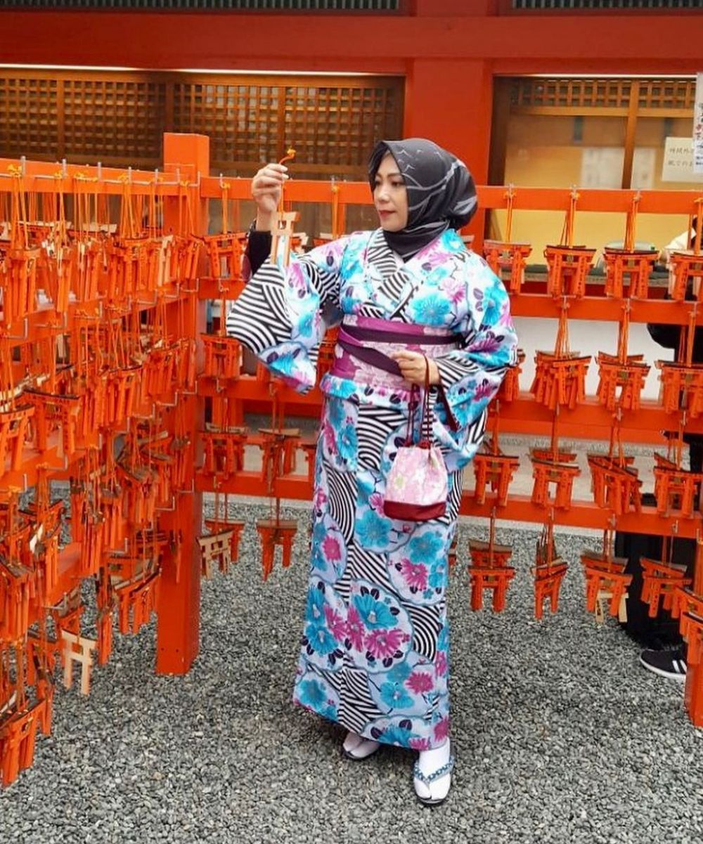  pemeran ibu jagur di sinetron lorong waktu © berbagai sumber