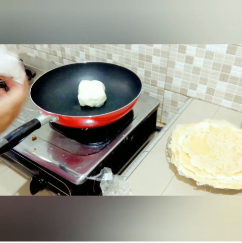 Trik bikin martabak telur mini agar tak banyak menyerap minyak, tetap padat dan lezat