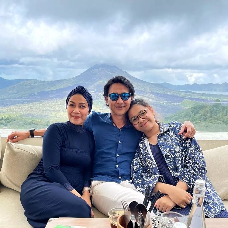 Ibu Zidan Lorong Waktu Anggia Jelita © berbagai sumber