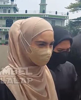 Akhirnya Irish Bella menjenguk Ammar Zoni © 2023 brilio.net